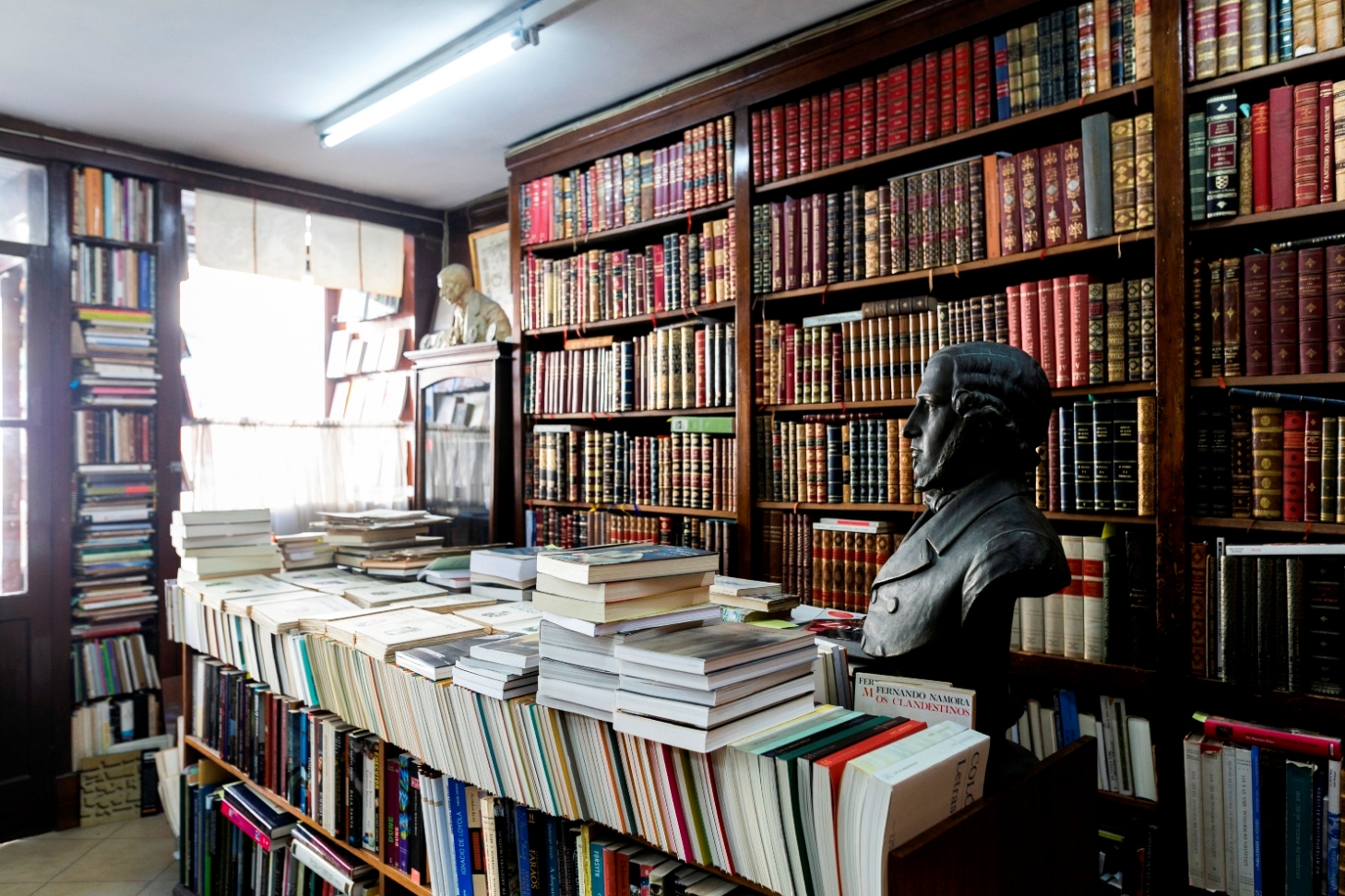 Livraria Académica - Lojas