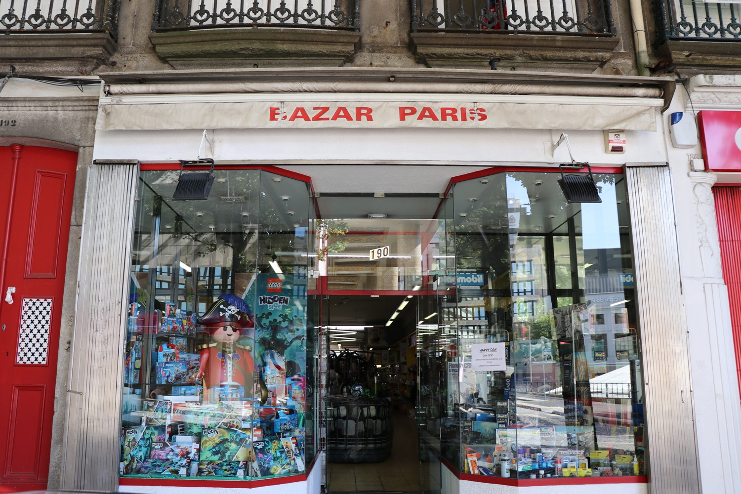 Bazar Paris - Lojas
