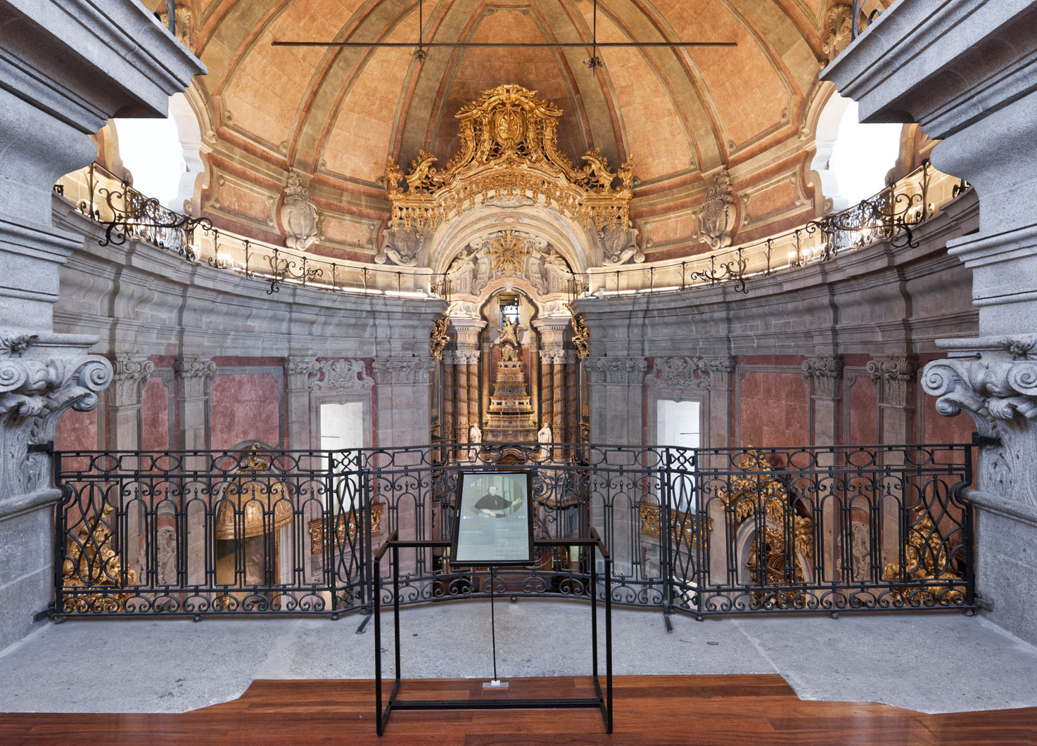 Church of Clérigos - Religious temples