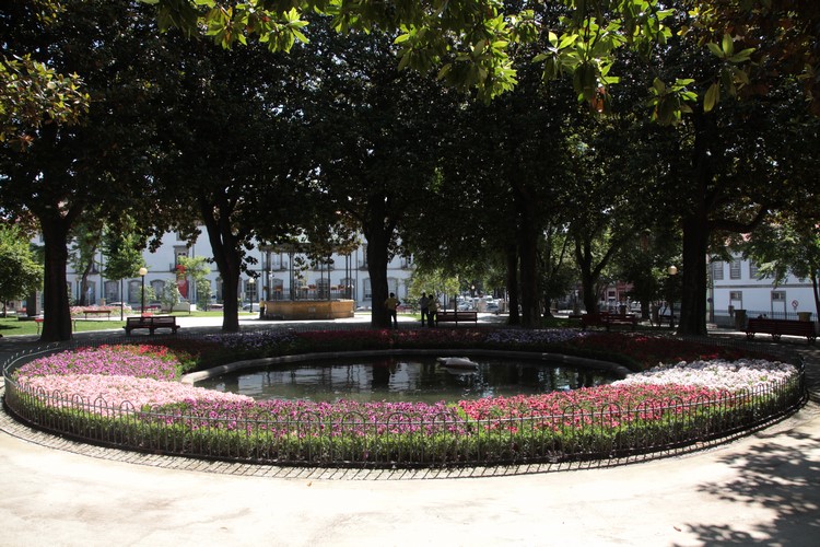 Marques de Oliveira Garden - Gardens and Parks