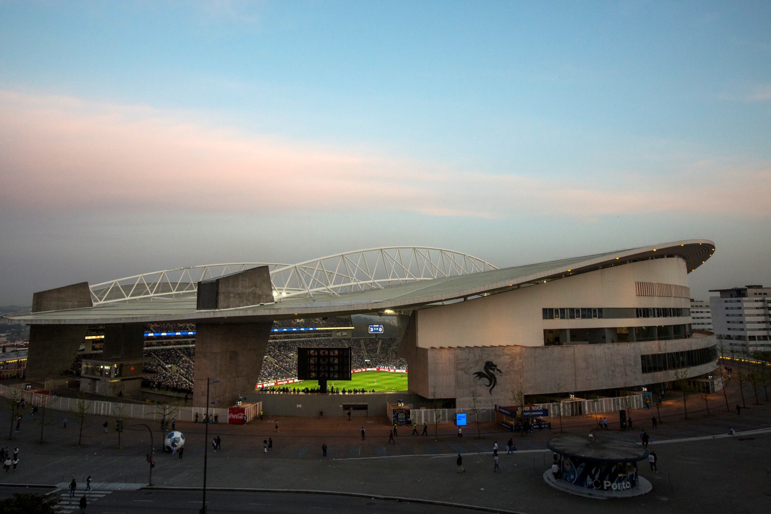 Dragão Stadium - Sports facility
