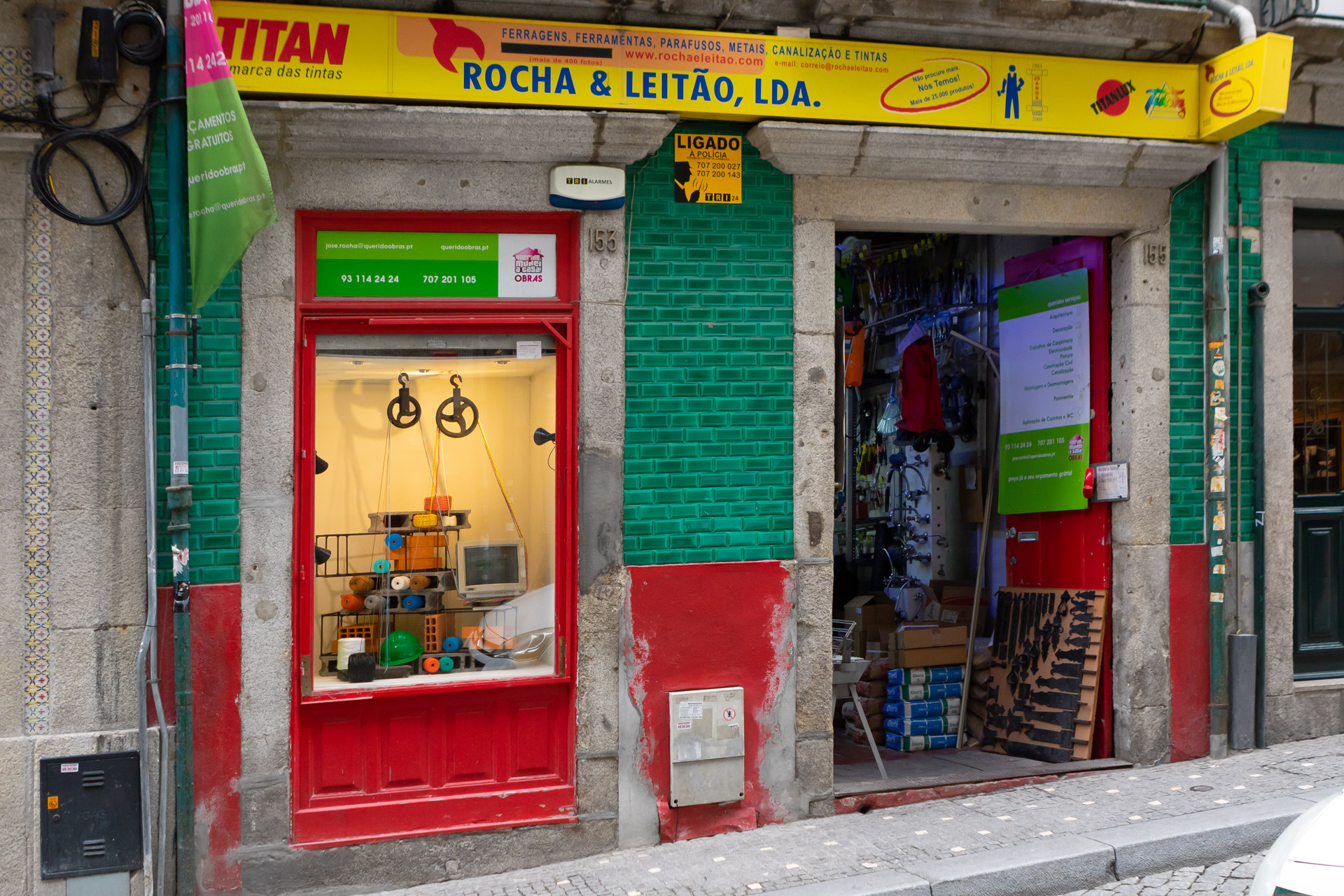 Rocha & Leitão - Shops